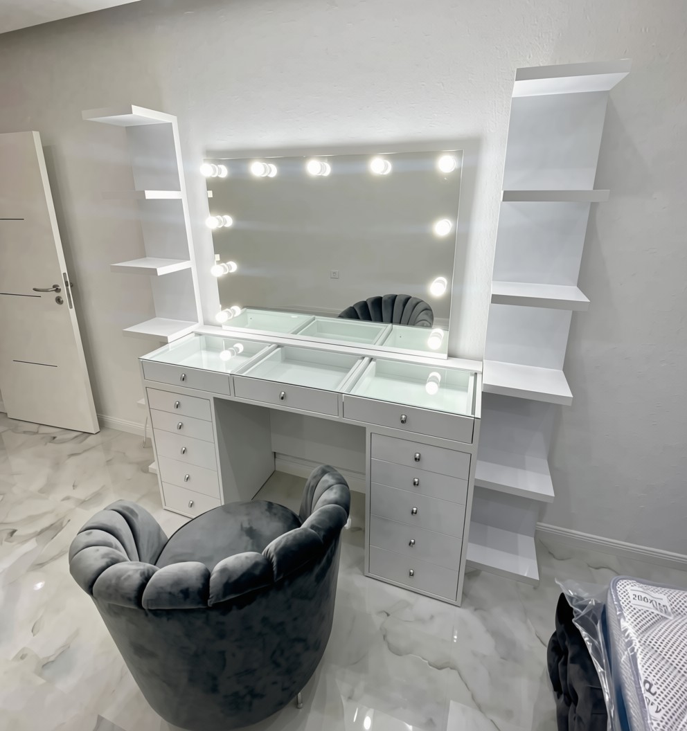 Vanity Rosa — foto 1